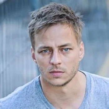 Tom Wlaschiha