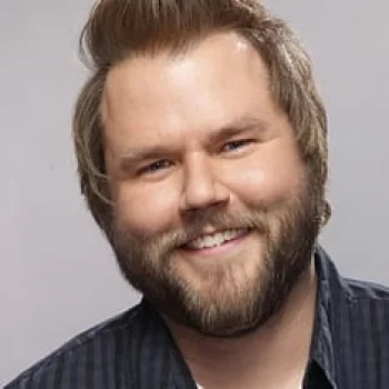 Tyler Labine