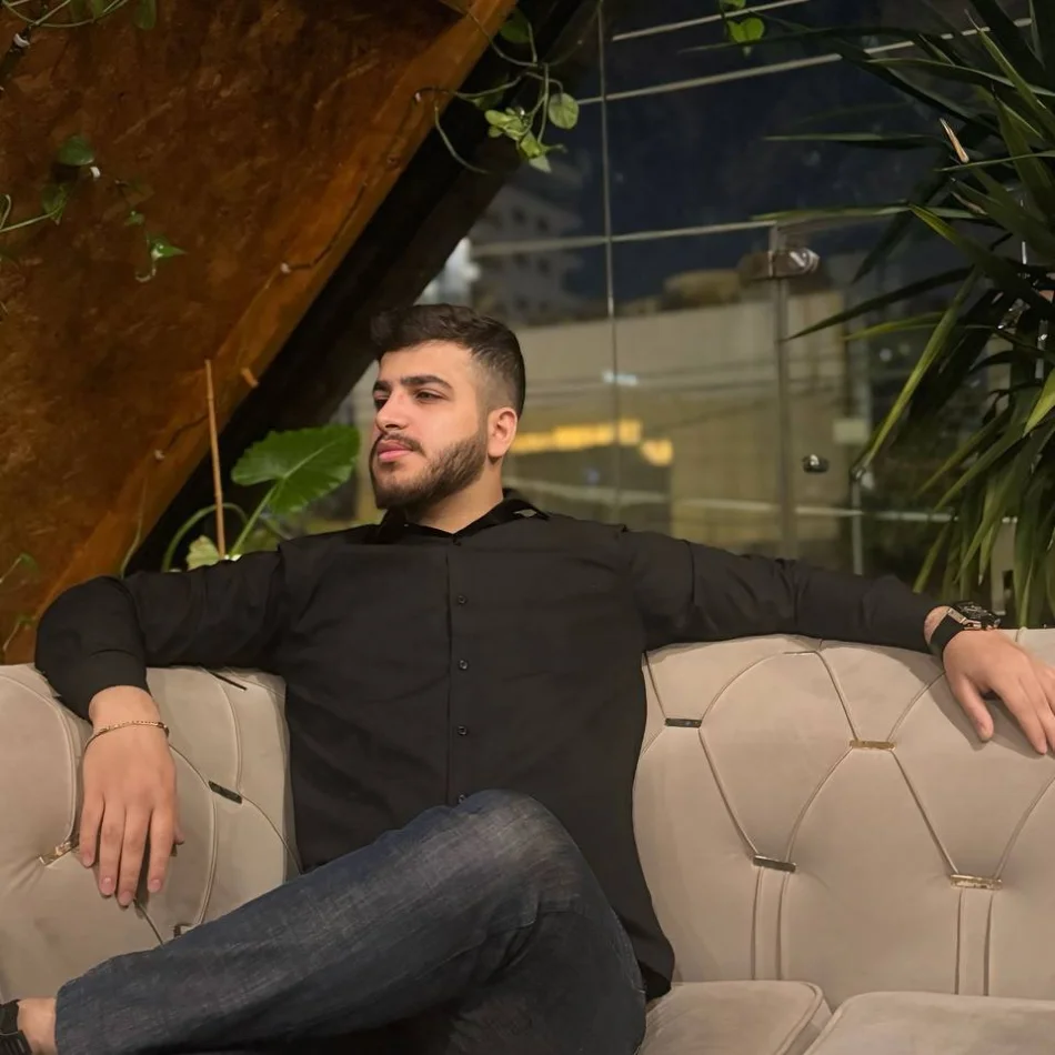 ئارا عومەر